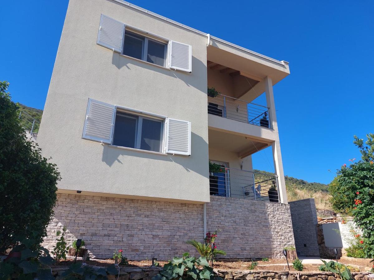 Holiday Home Kate Vis Luaran gambar