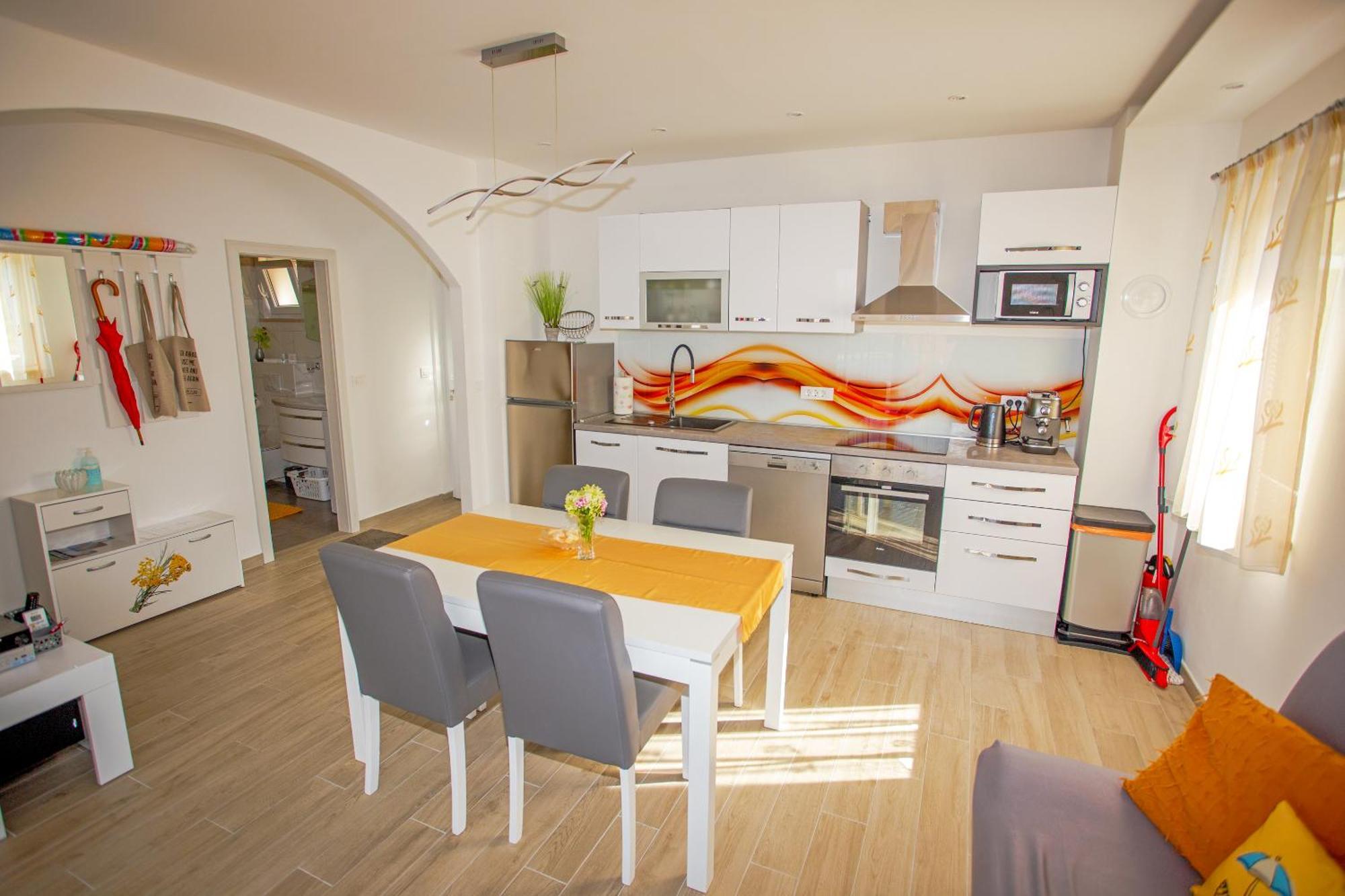 Holiday Home Kate Vis Luaran gambar